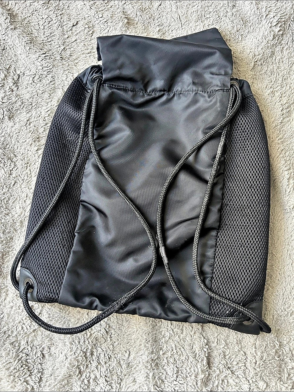 lululemon Drawstring Backpack Black - Picture 2 of 4